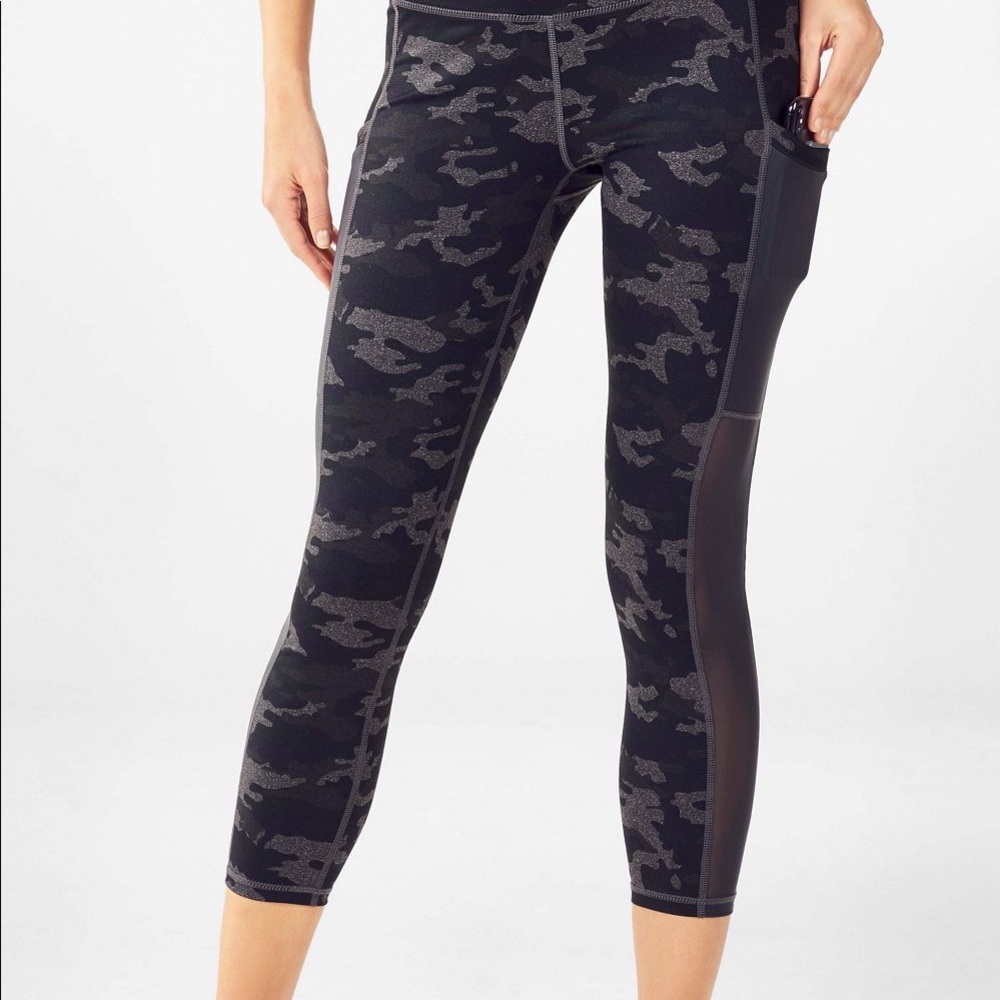 Fabletics Mila High Wasted Pocket Capri, Camo